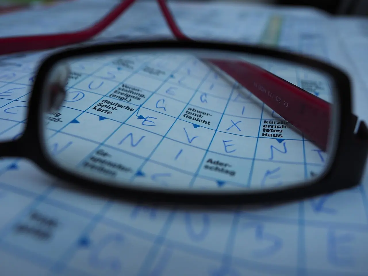 Krydsord synonymer til Ivrig